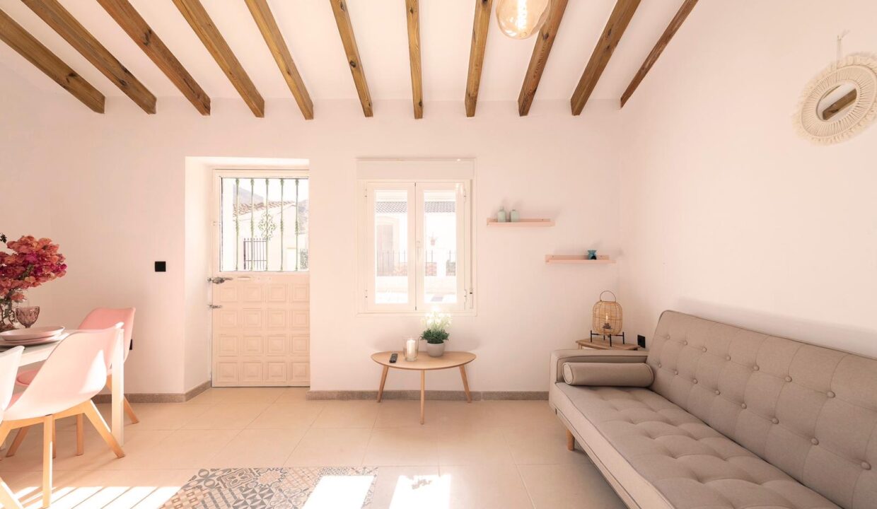 0180c329-2ea6-49eb-8832-04498c3defbb