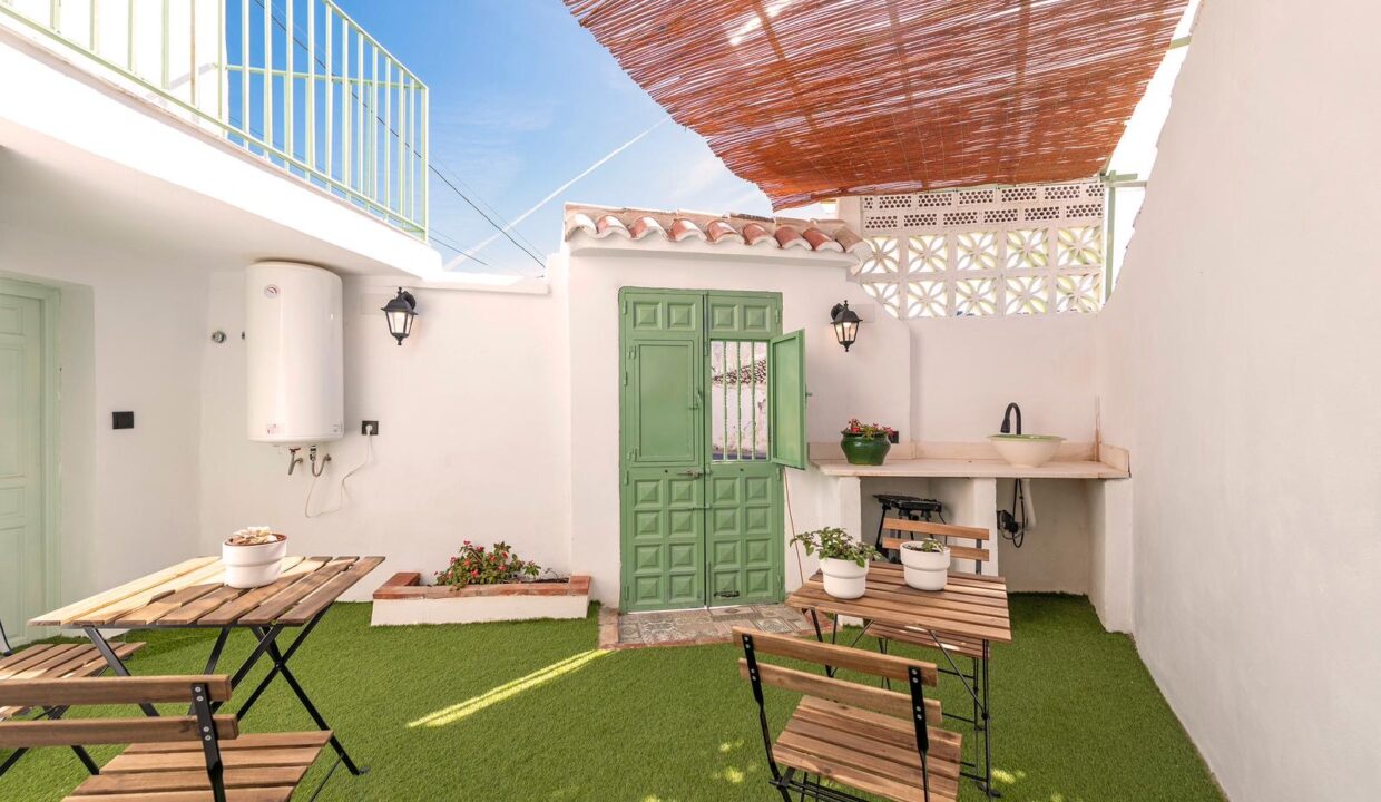 7bdefaac-7aae-4597-ba68-f8a389392720