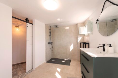 db463592-ef2a-42b1-9acb-e45cd3c438ba