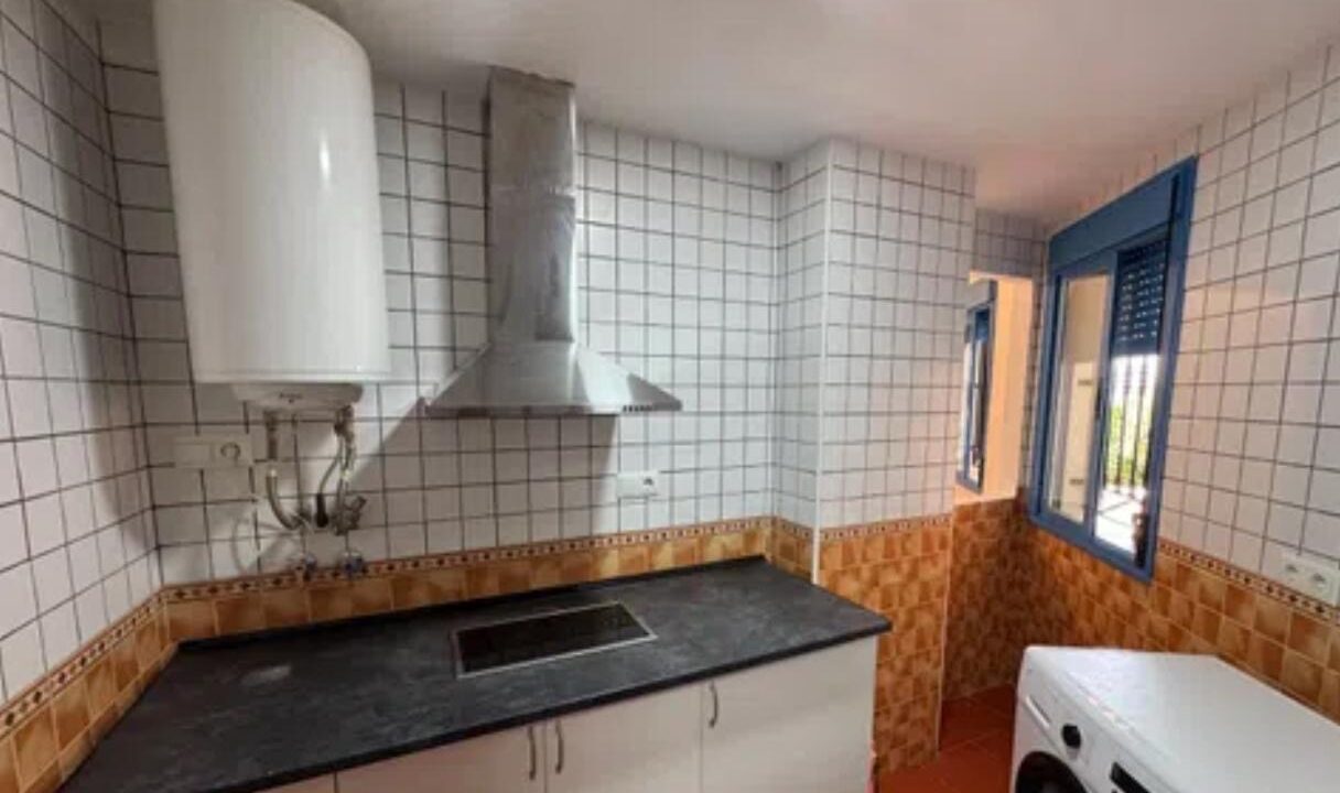 f943a881-311d-43d3-b481-478bc6e21194